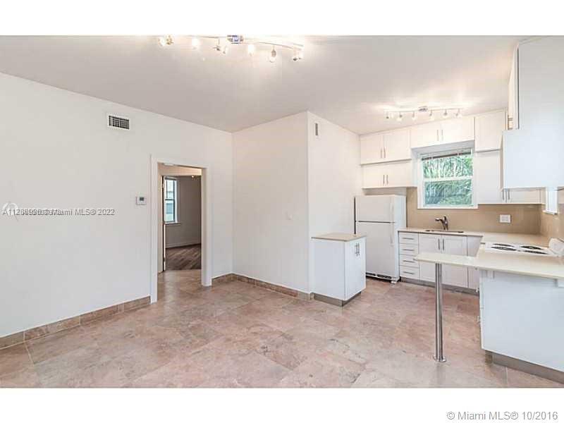 See details / 4726 sq. ft. $ 2022-12-06 0 Photo
