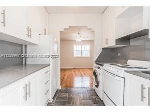 See details / 4726 sq. ft. $ 2022-12-06 0 Photo