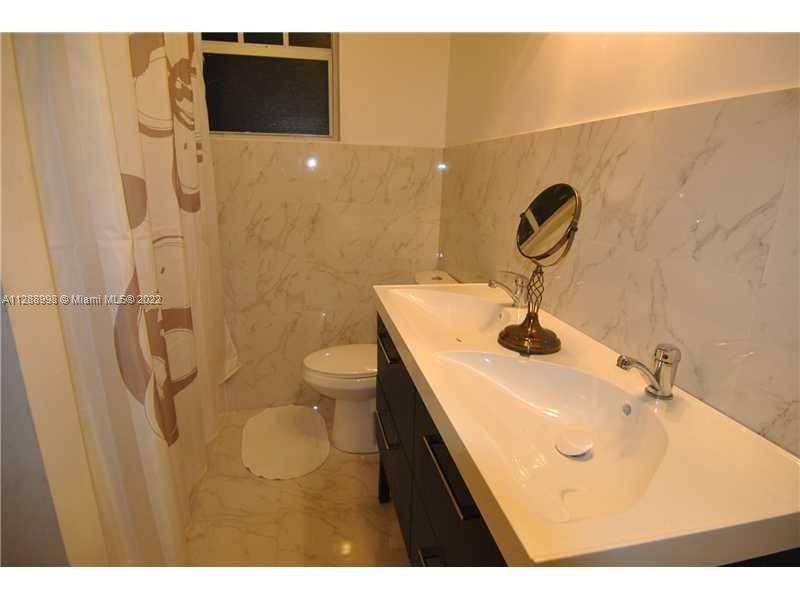See details / 4726 sq. ft. $ 2022-12-06 0 Photo