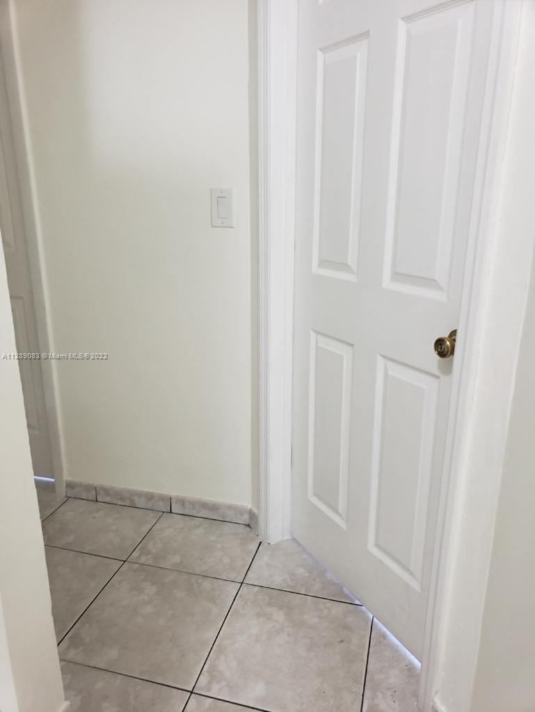 See details / 2345 sq. ft. $ 2022-12-02 0 Photo