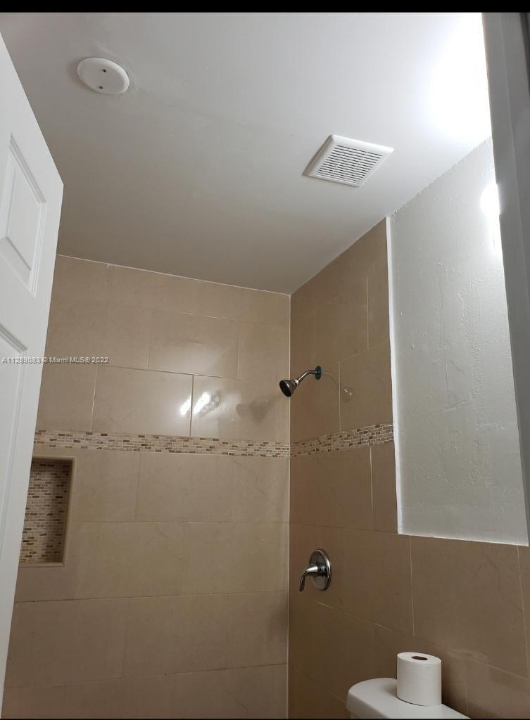 See details / 2345 sq. ft. $ 2022-12-02 0 Photo
