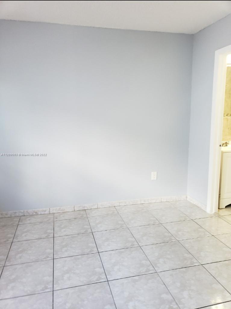 See details / 2345 sq. ft. $ 2022-12-02 0 Photo