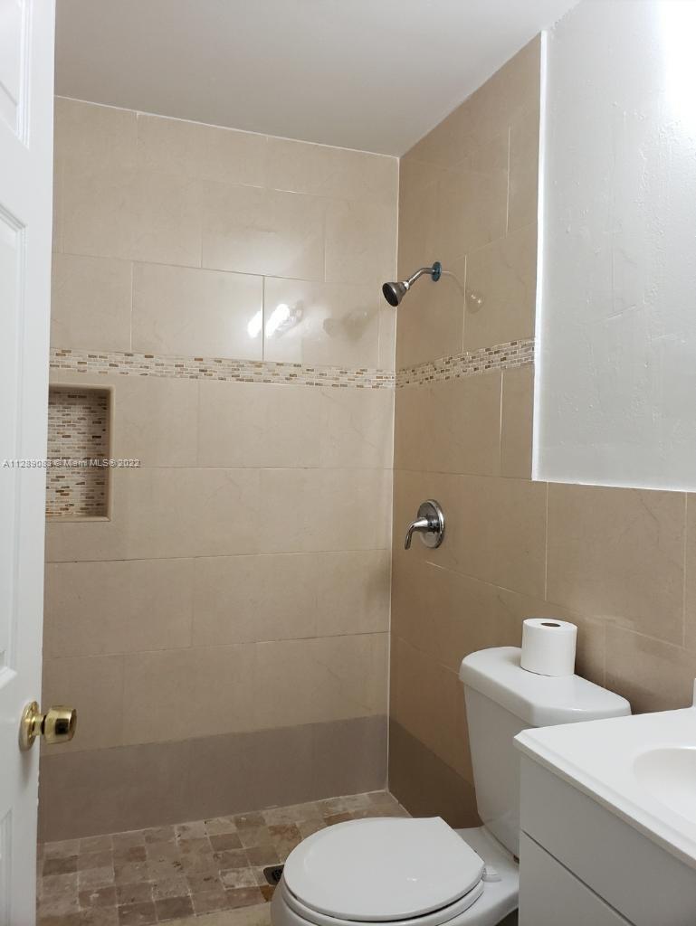 See details / 2345 sq. ft. $ 2022-12-02 0 Photo