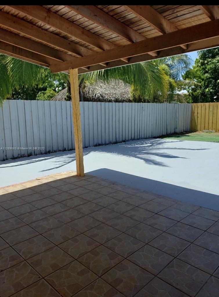 See details / 2345 sq. ft. $ 2022-12-02 0 Photo