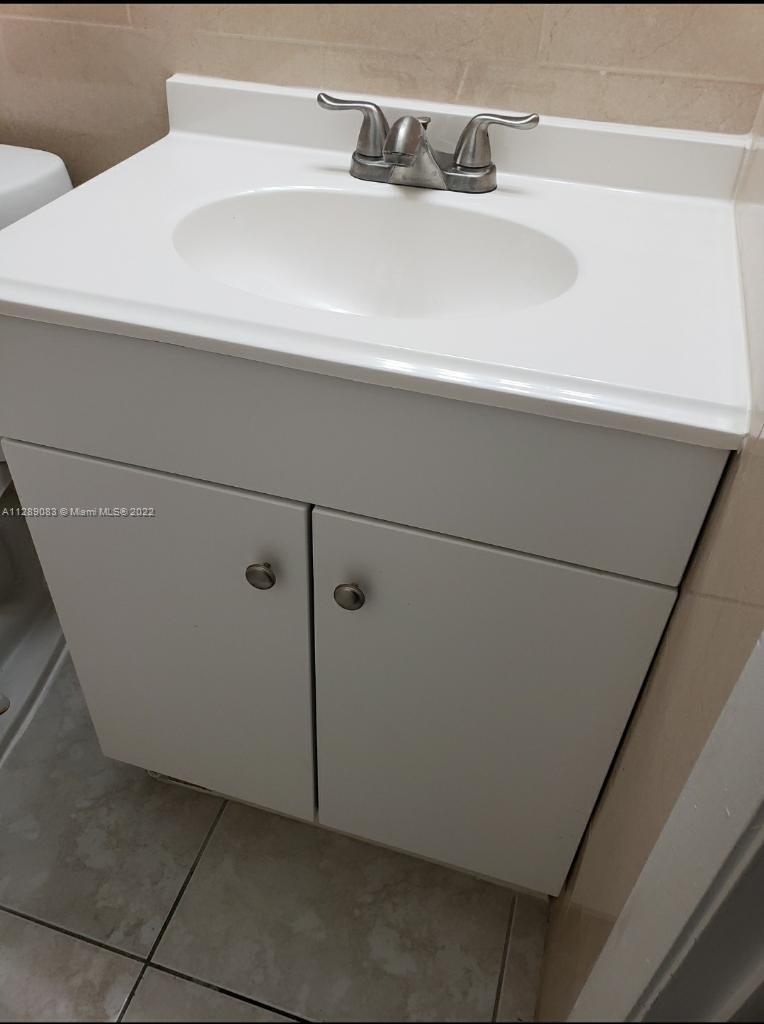 See details / 2345 sq. ft. $ 2022-12-02 0 Photo