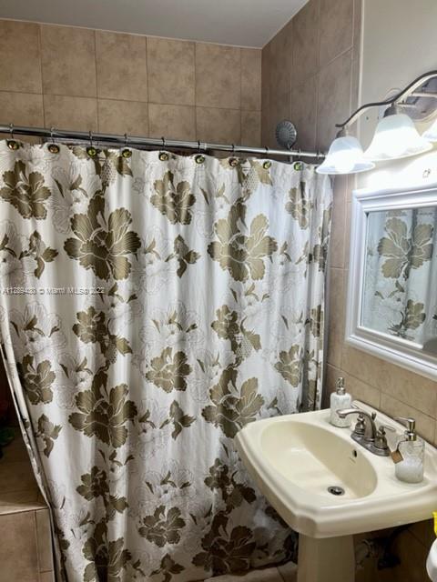See details / 1352 sq. ft. $ 2023-01-19 0 Photo