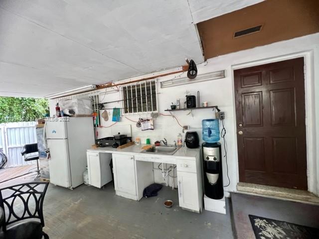 See details / 1352 sq. ft. $ 2023-01-19 0 Photo