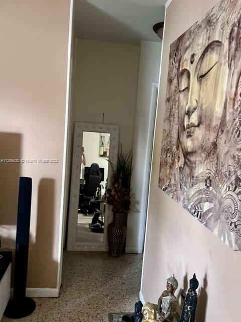 See details / 1352 sq. ft. $ 2023-01-19 0 Photo