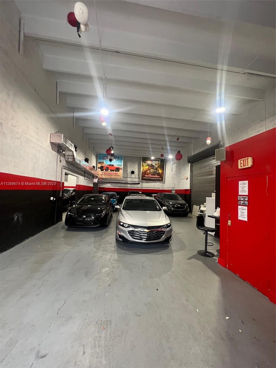 See details / sq. ft. $ 2022-10-17 0 Photo