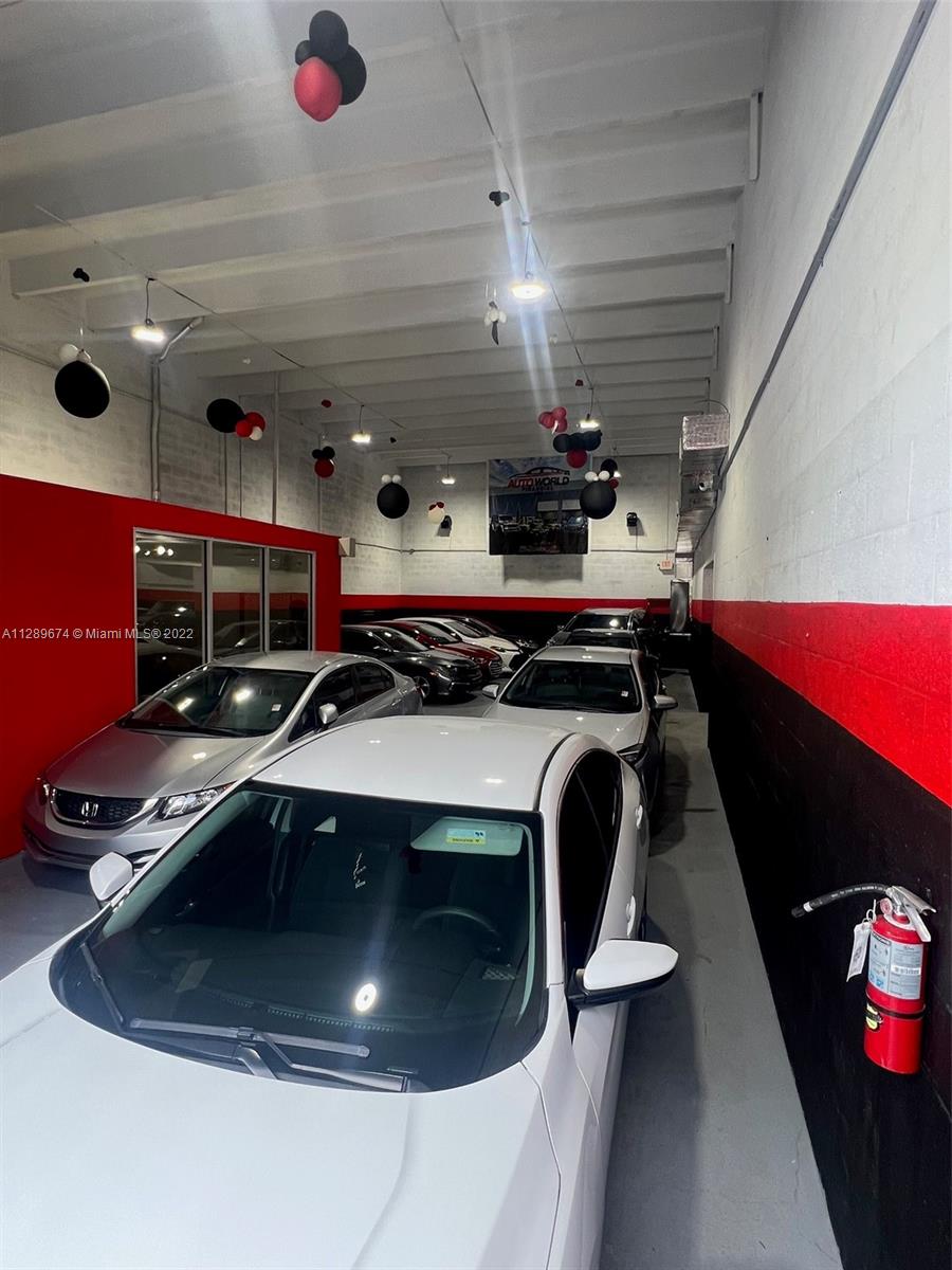 See details / sq. ft. $ 2022-10-17 0 Photo