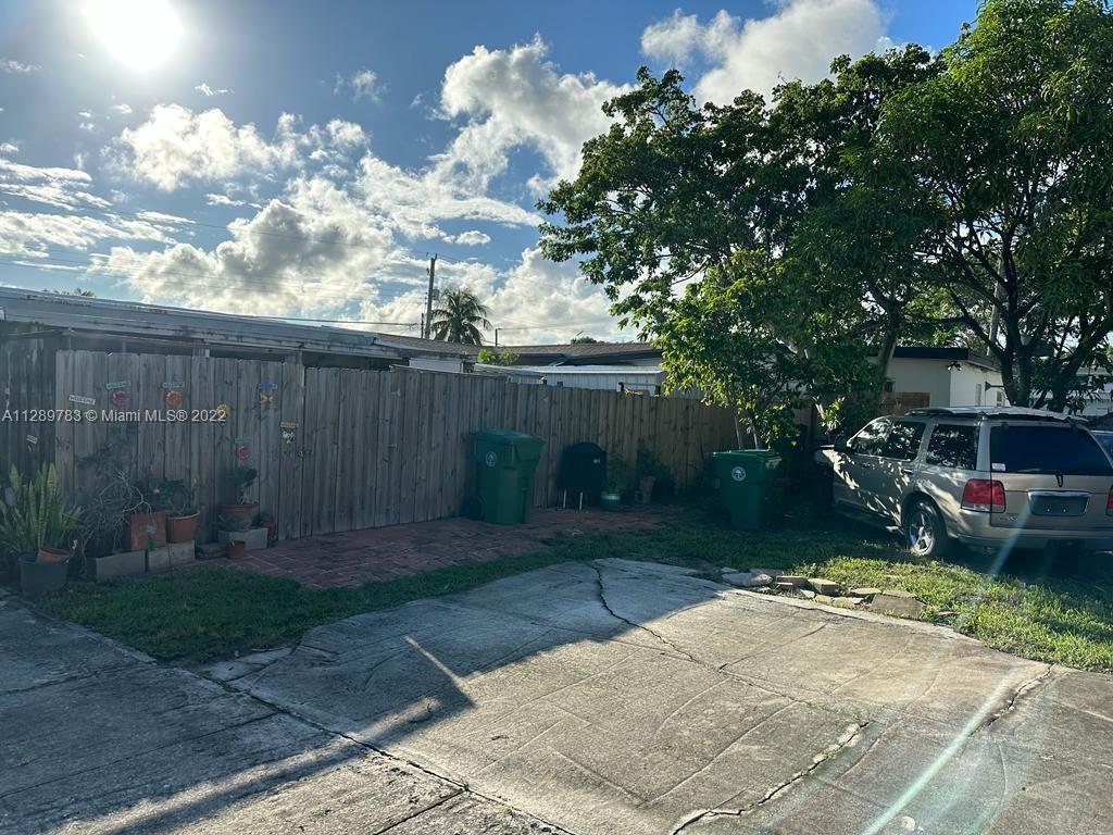 See details / 2798 sq. ft. $ 2022-10-17 0 Photo