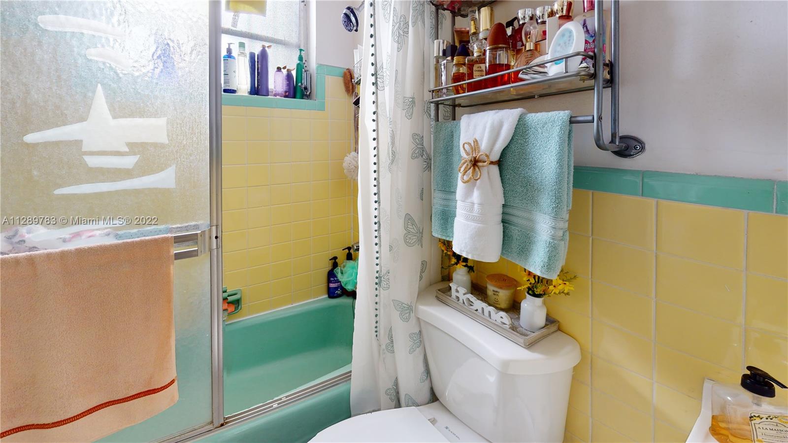 See details / 2798 sq. ft. $ 2022-10-17 0 Photo