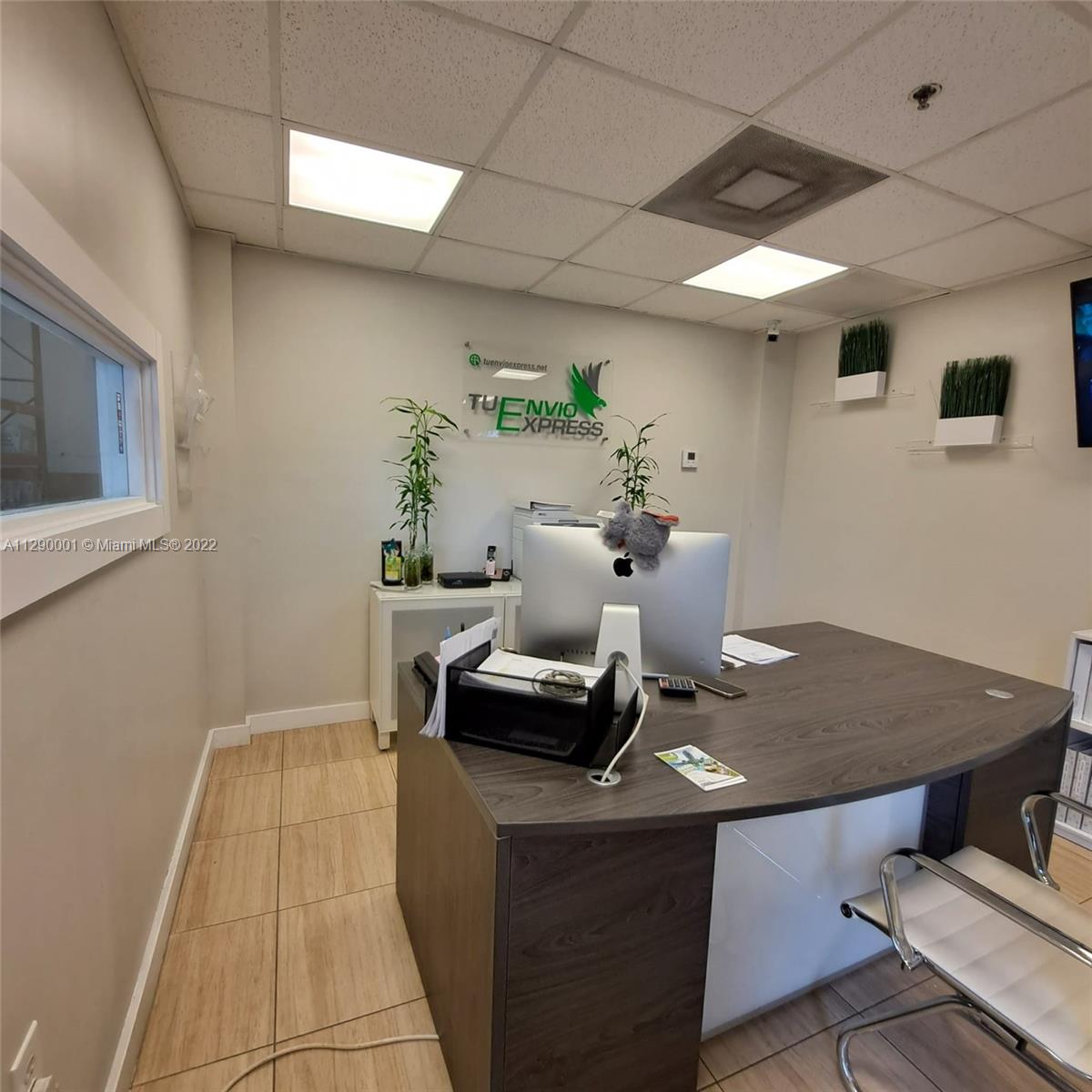 See details / sq. ft. $ 2022-10-18 0 Photo
