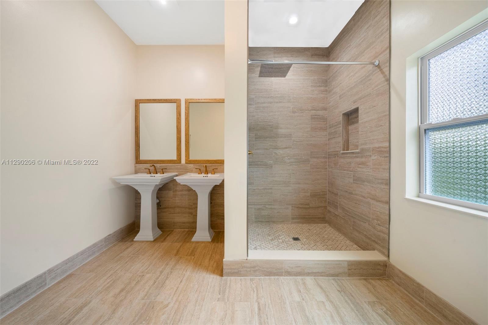 See details / 2358 sq. ft. $ 2023-01-26 0 Photo
