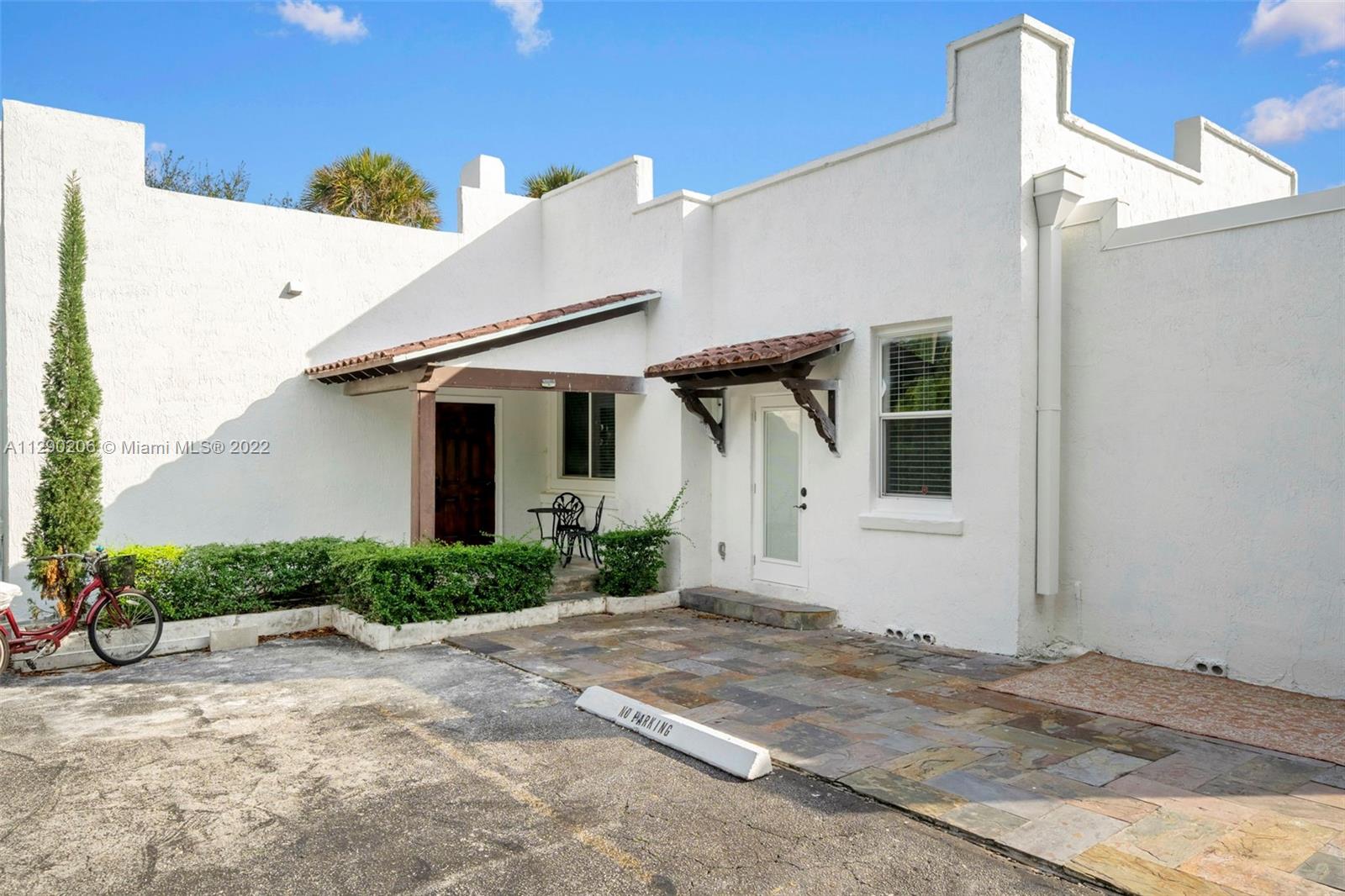 See details / 2358 sq. ft. $ 2023-01-26 0 Photo
