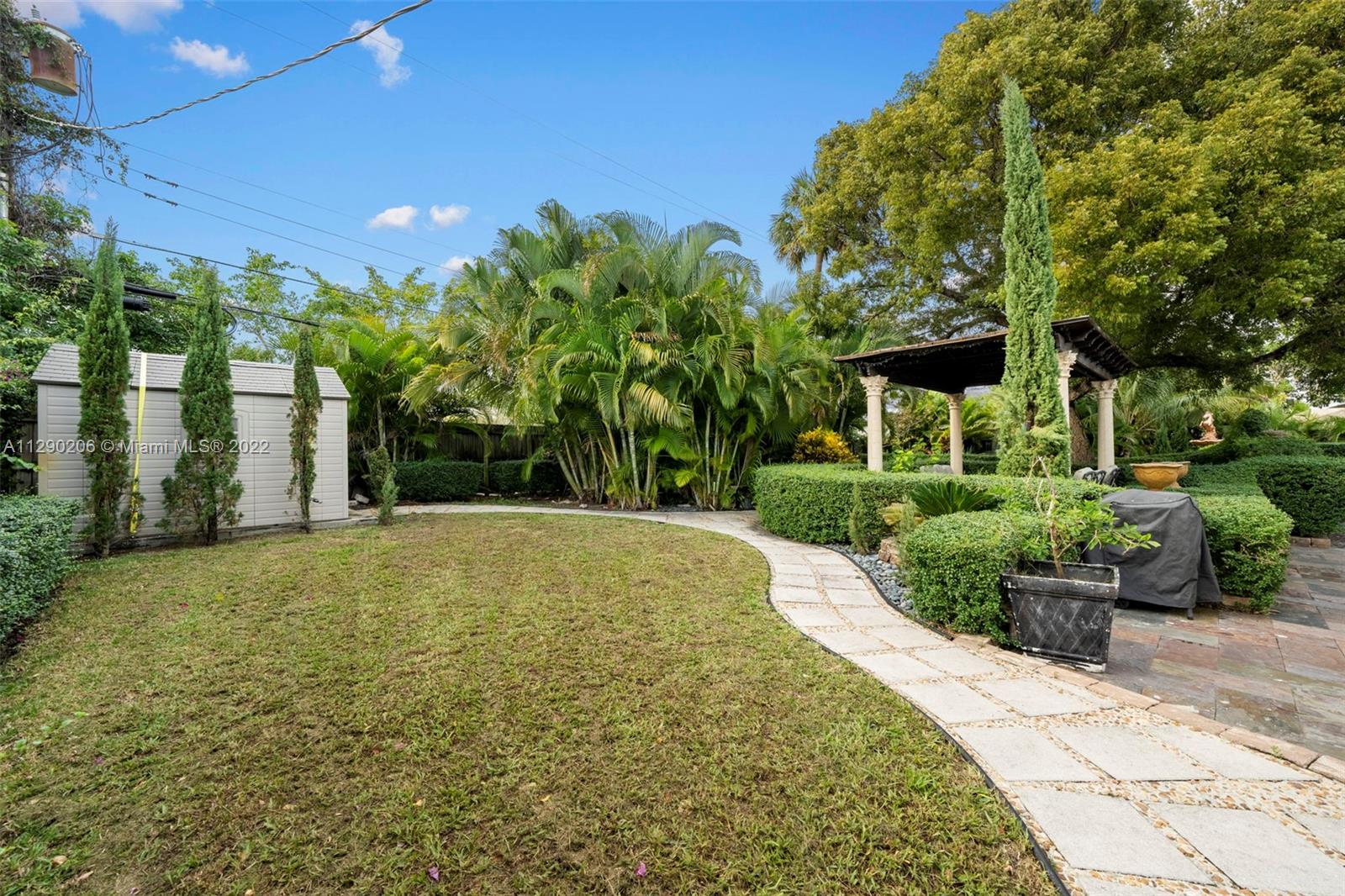 See details / 2358 sq. ft. $ 2023-01-26 0 Photo