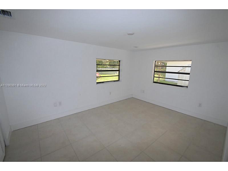 See details / 2143 sq. ft. $ 2022-11-29 0 Photo