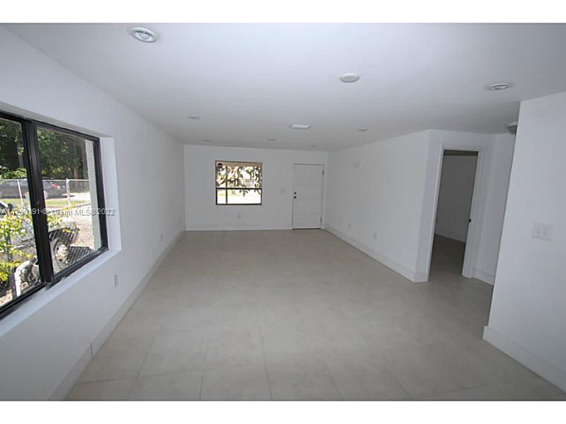 See details / 2143 sq. ft. $ 2022-11-29 0 Photo