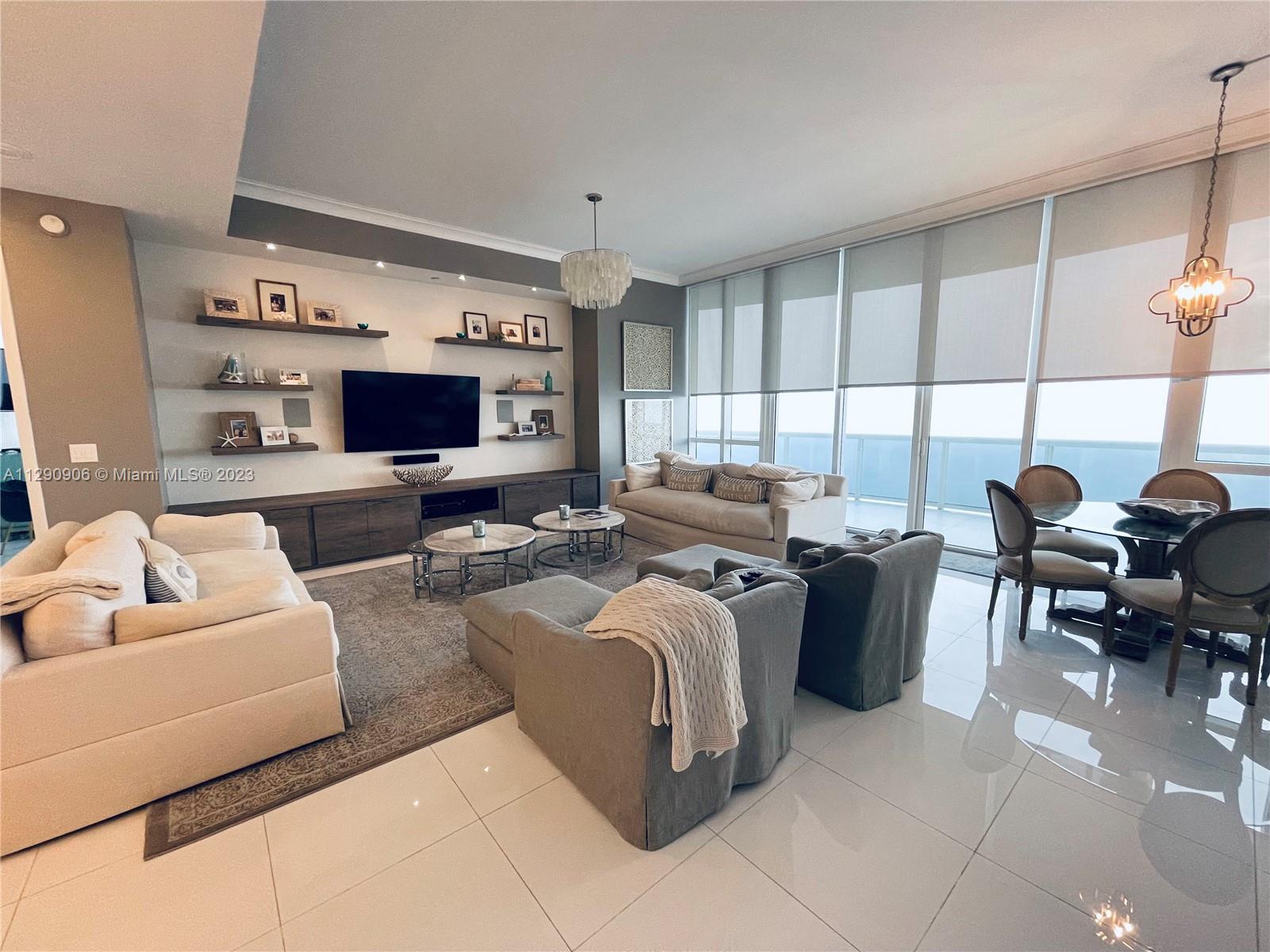 Ver detalles 4101 3 / 4 2768 sq. ft. $ 2022-10-19 0 foto