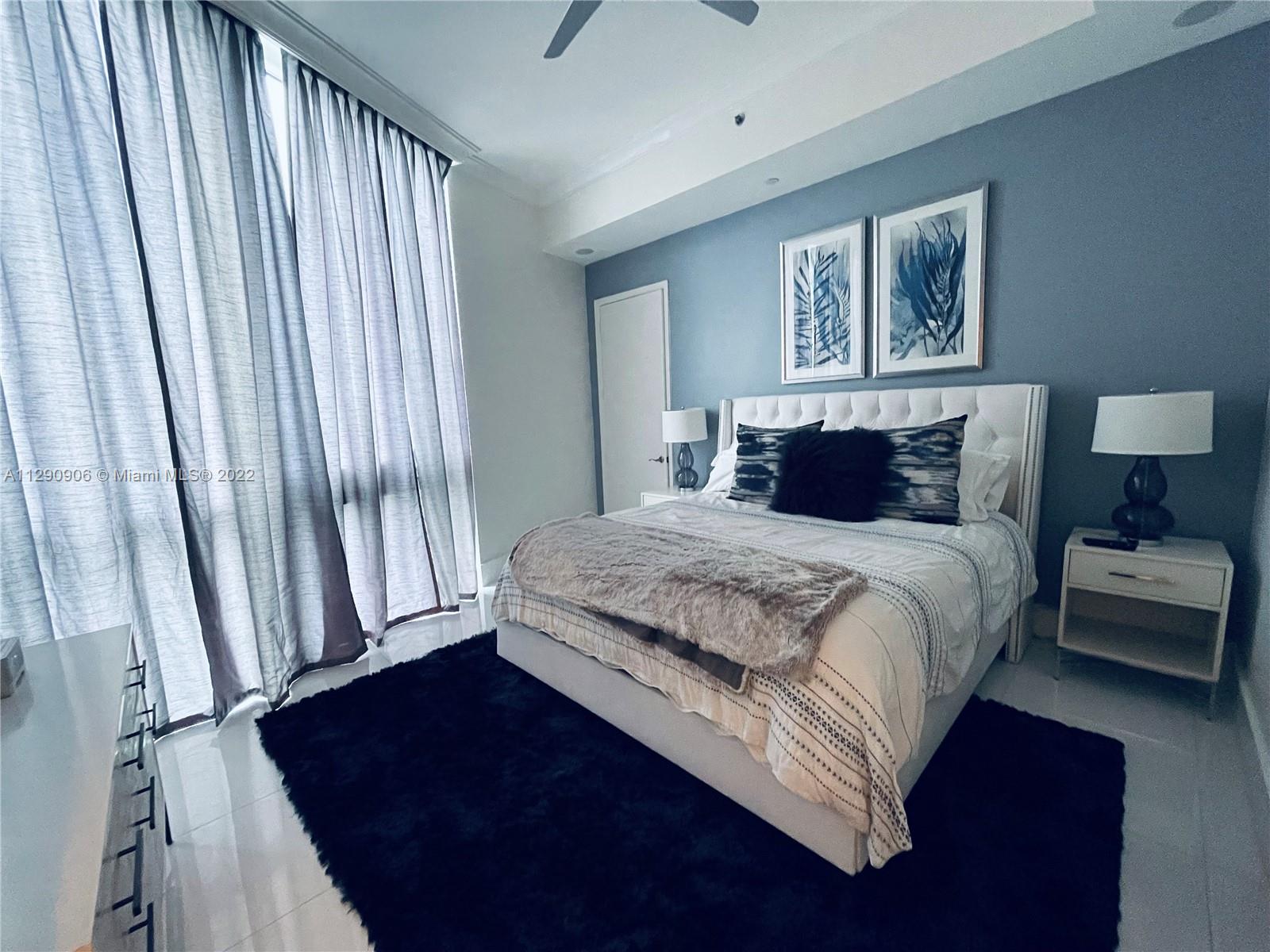 Ver detalles 4101 3 / 4 2768 sq. ft. $ 2022-10-19 0 foto