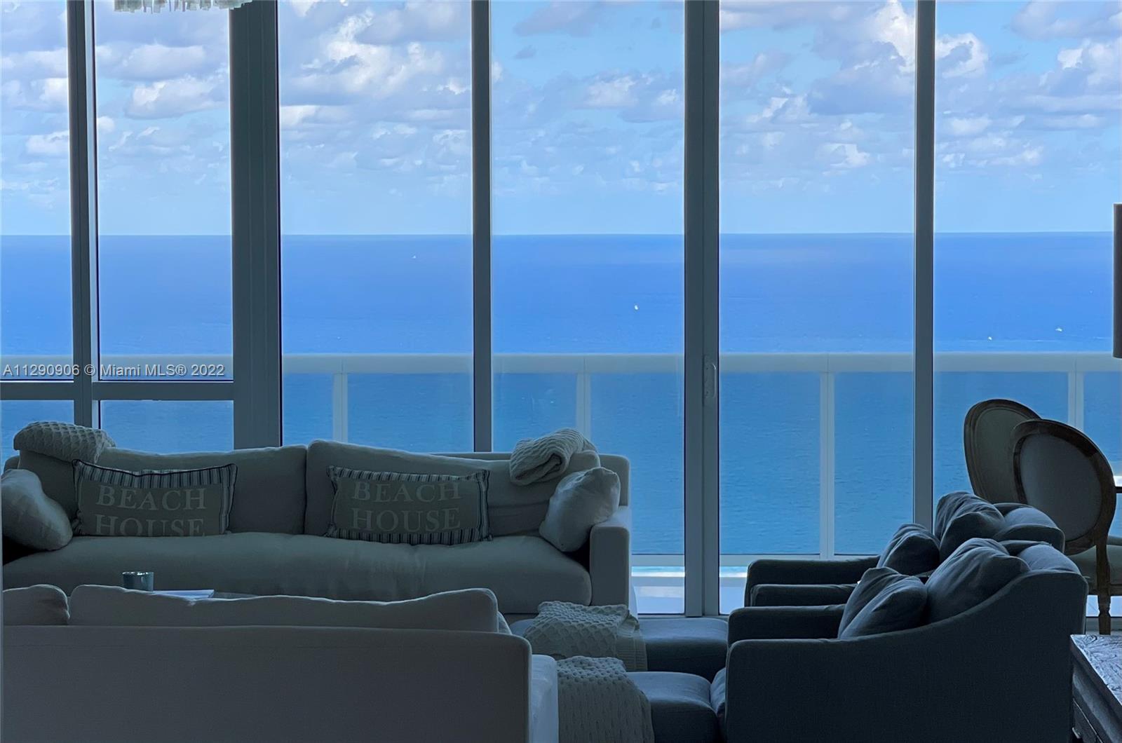 Ver detalles 4101 3 / 4 2768 sq. ft. $ 2022-10-19 0 foto