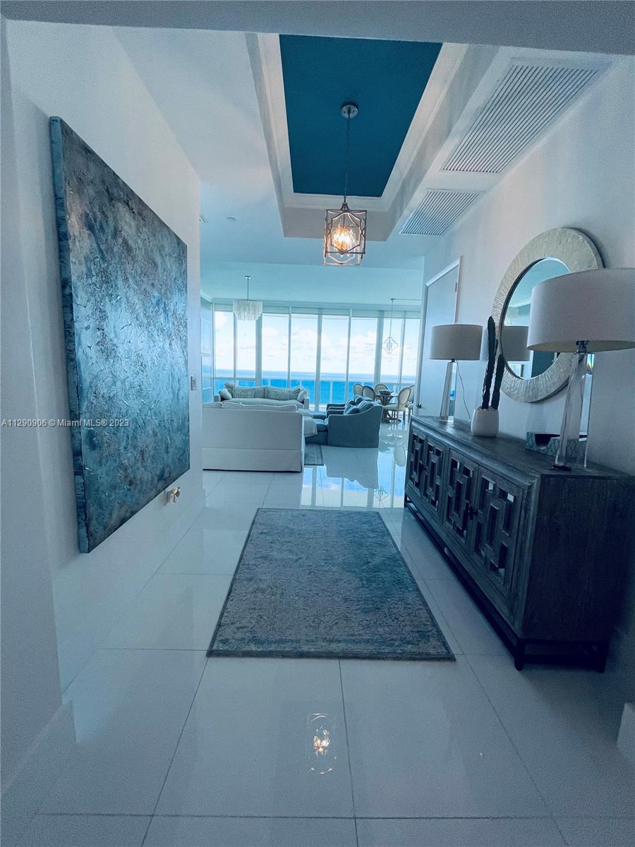 Ver detalles 4101 3 / 4 2768 sq. ft. $ 2022-10-19 0 foto