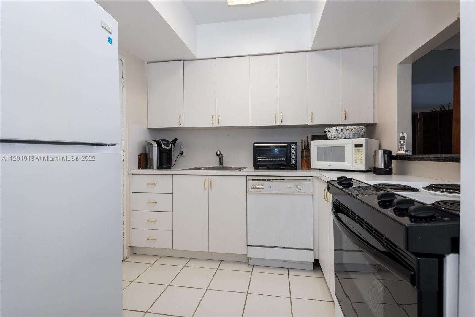 Photo of 3505 Ocean Dr #303, Hollywood, Florida, 33019 -