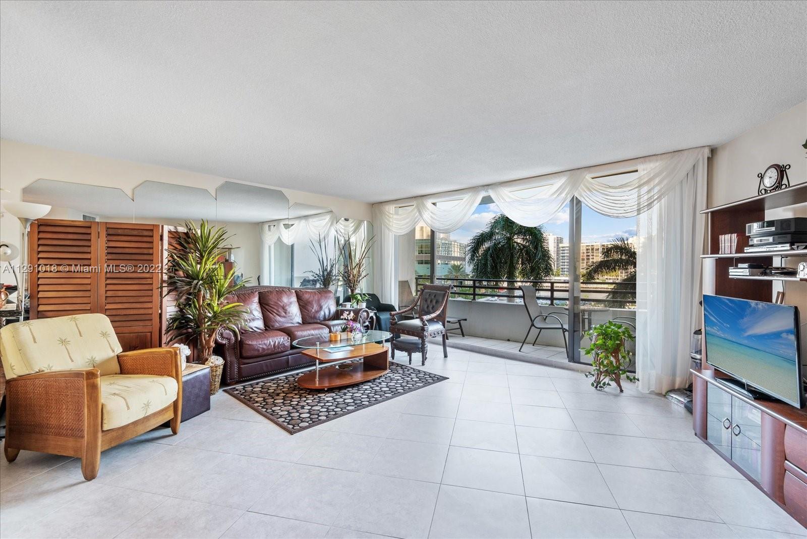 Photo of 3505 Ocean Dr #303, Hollywood, Florida, 33019 -