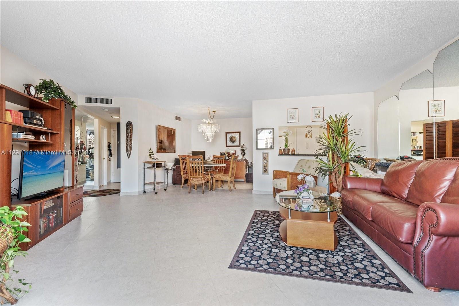 Photo of 3505 Ocean Dr #303, Hollywood, Florida, 33019 -