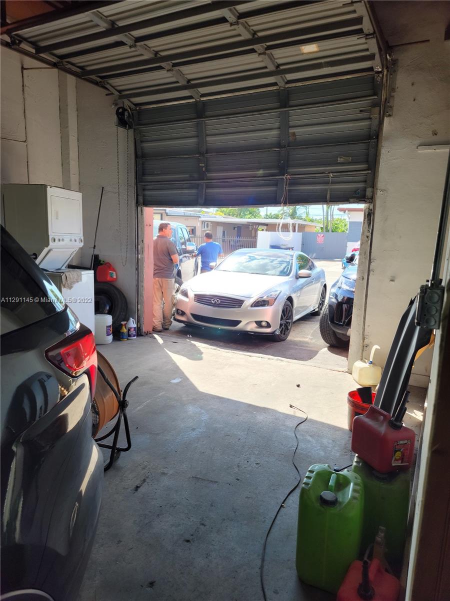 See details / sq. ft. $ 2022-10-20 0 Photo