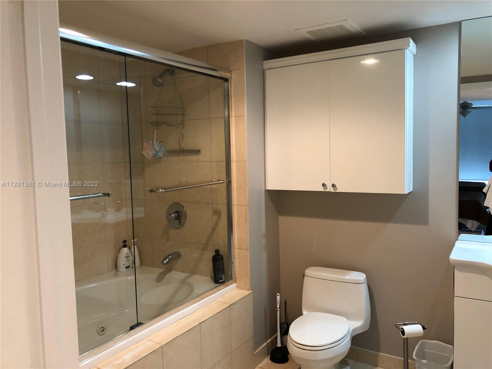 See details 3609 2 / 1 1086 sq. ft. $ 2022-10-20 0 Photo