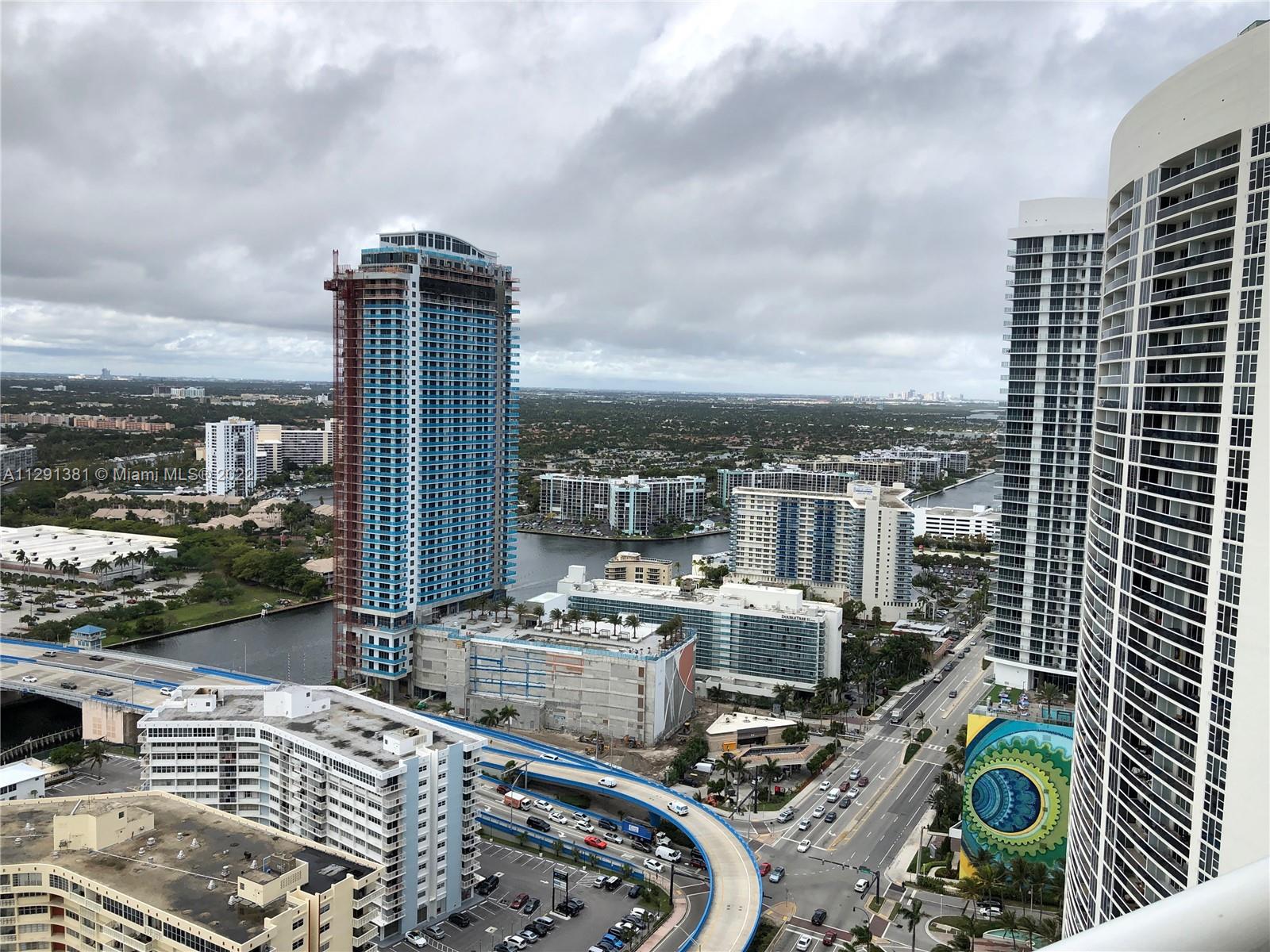 See details 3609 2 / 1 1086 sq. ft. $ 2022-10-20 0 Photo