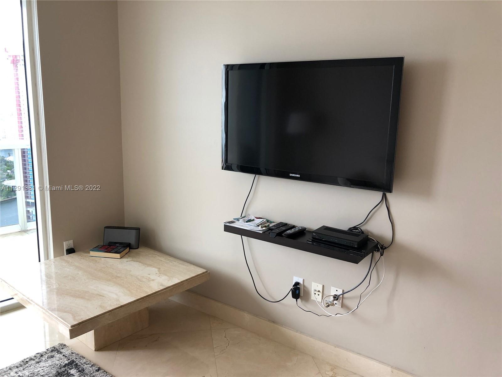 See details 3609 2 / 1 1086 sq. ft. $ 2022-10-20 0 Photo