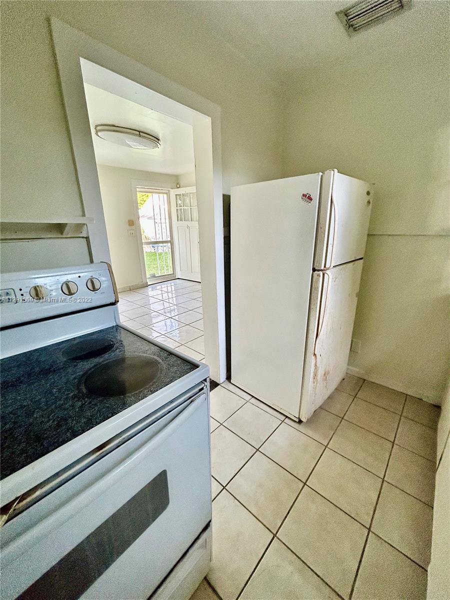 See details / 3240 sq. ft. $ 2023-01-24 0 Photo