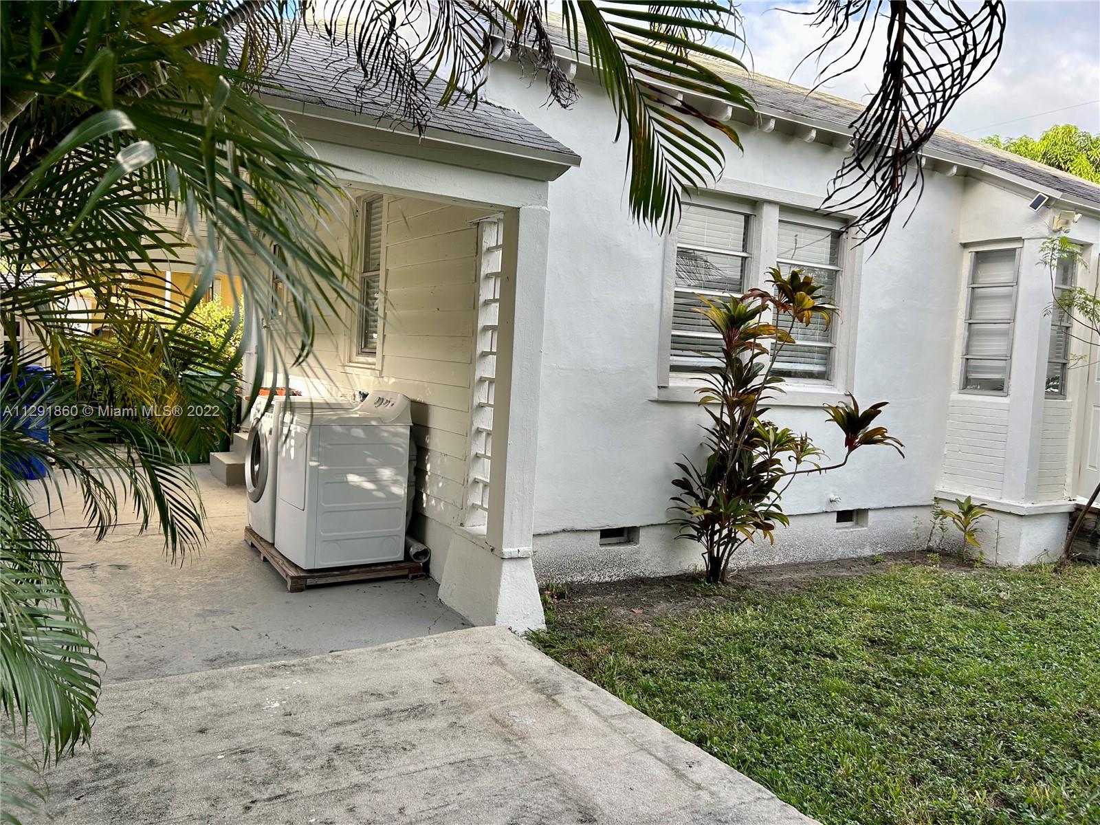 See details / 3240 sq. ft. $ 2023-01-24 0 Photo