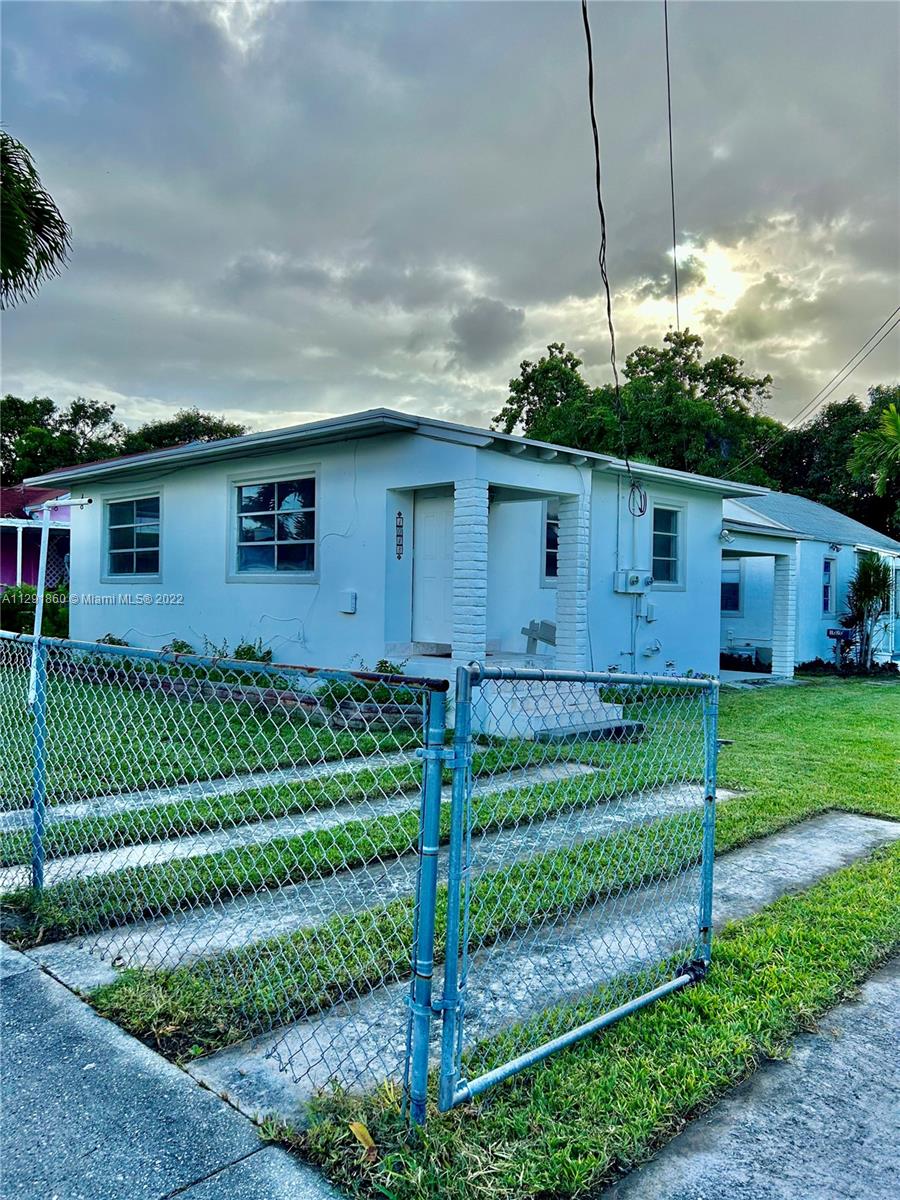 See details / 3240 sq. ft. $ 2023-01-24 0 Photo