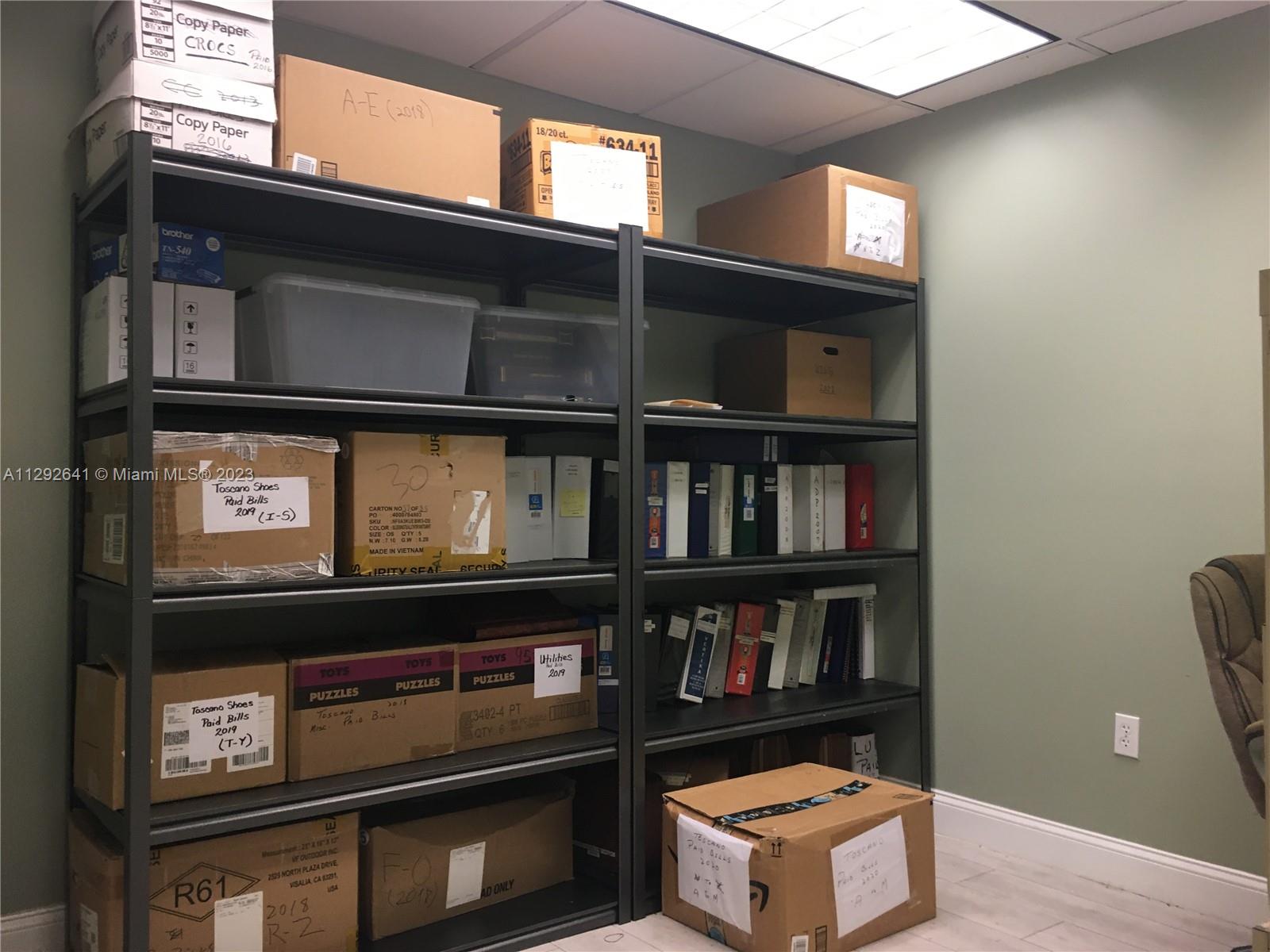 See details 2706 / sq. ft. $ 2022-10-24 0 Photo