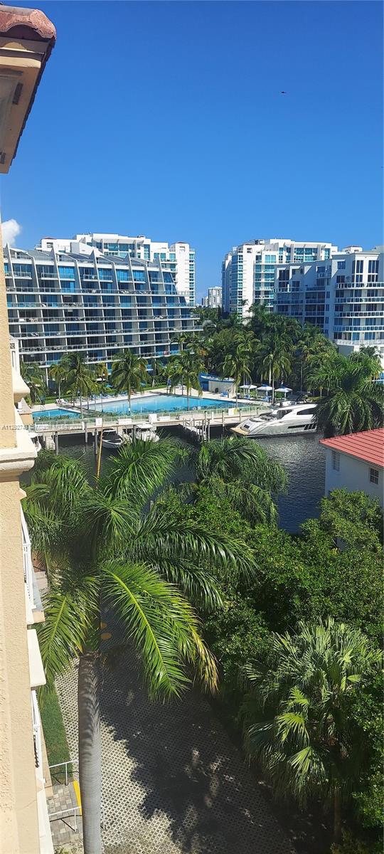 Photo of 3001 185th St #621, Aventura, Florida, 33180 -