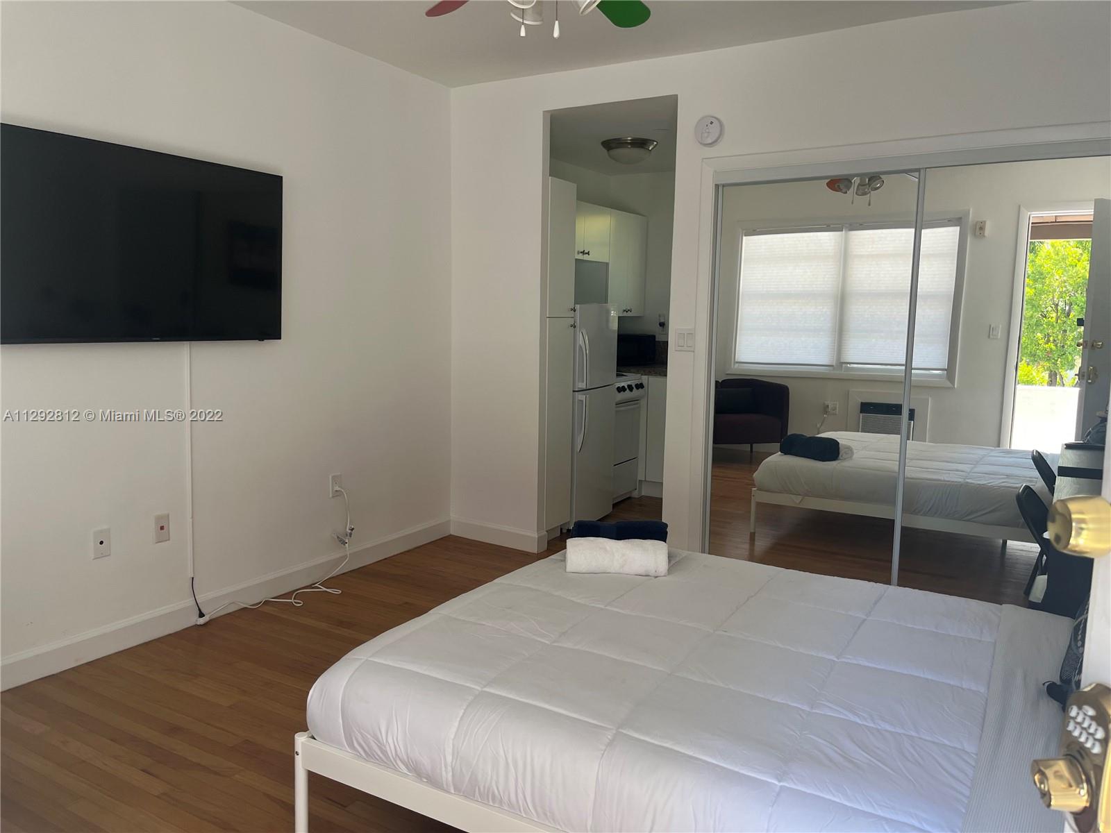 See details / sq. ft. $ 2022-10-24 0 Photo
