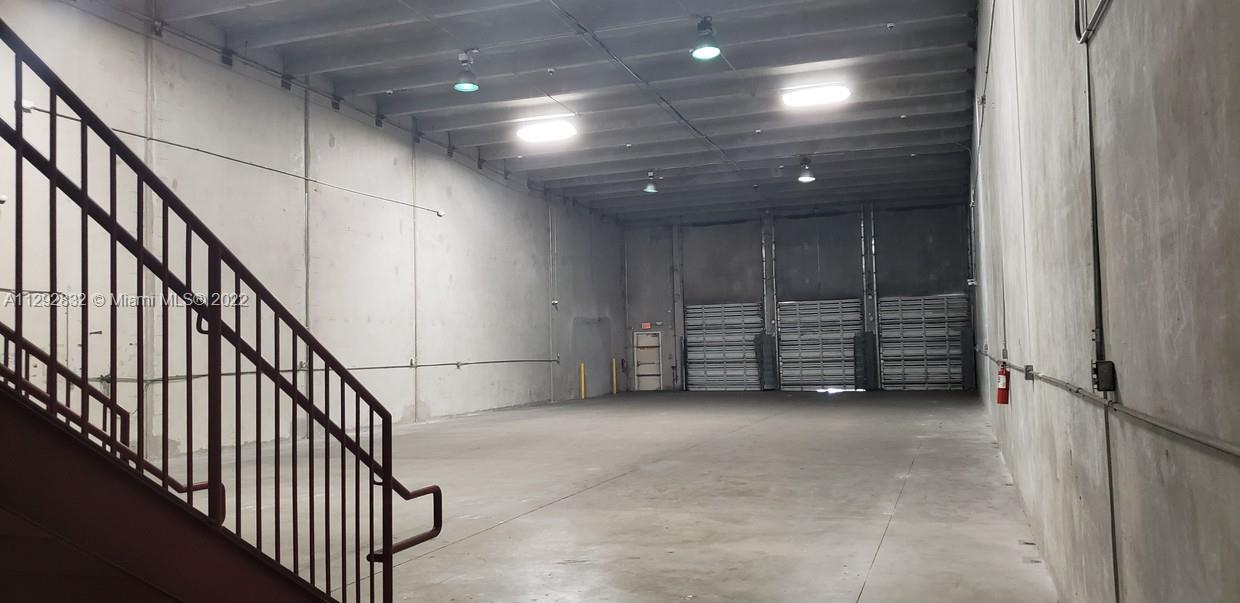 See details 2 / sq. ft. $ 2022-11-04 0 Photo