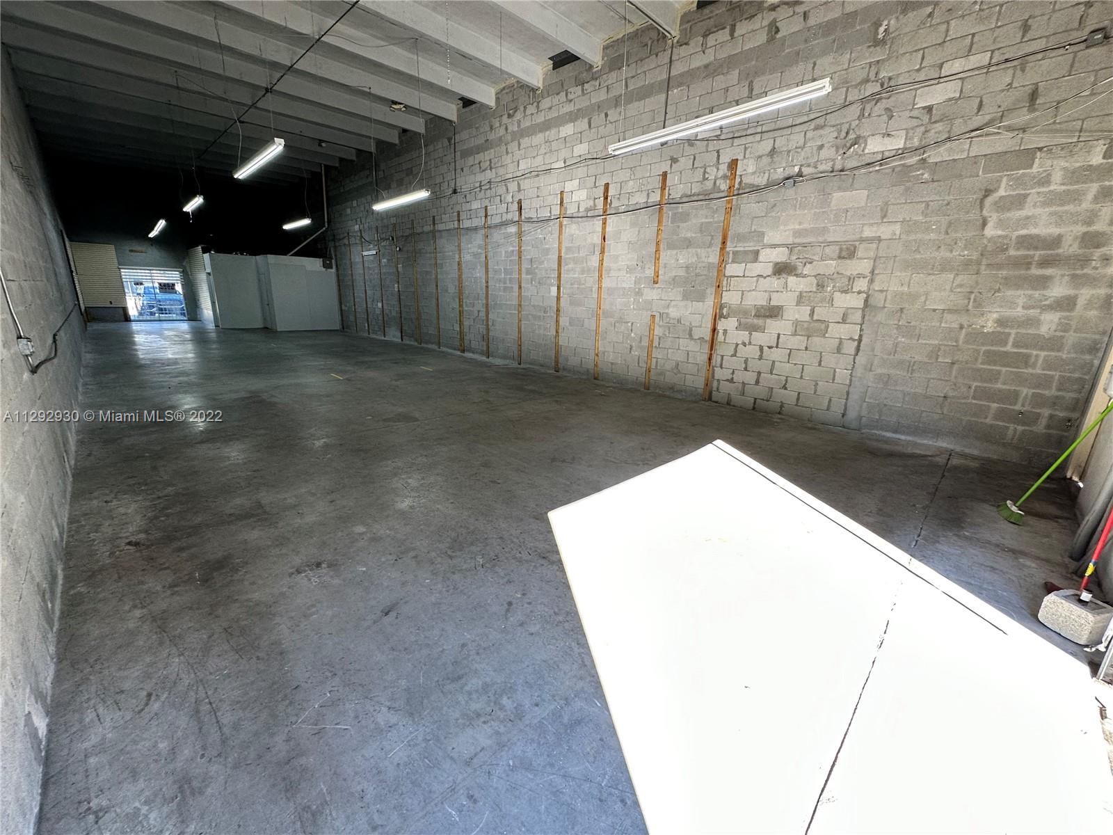 See details B24 / sq. ft. $ 2022-10-27 0 Photo