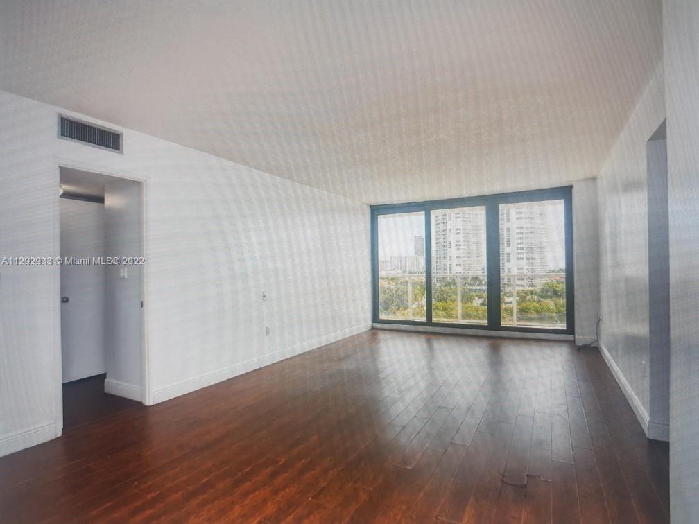 Photo of 3731 Country Club Dr #921, Aventura, Florida, 33180 -
