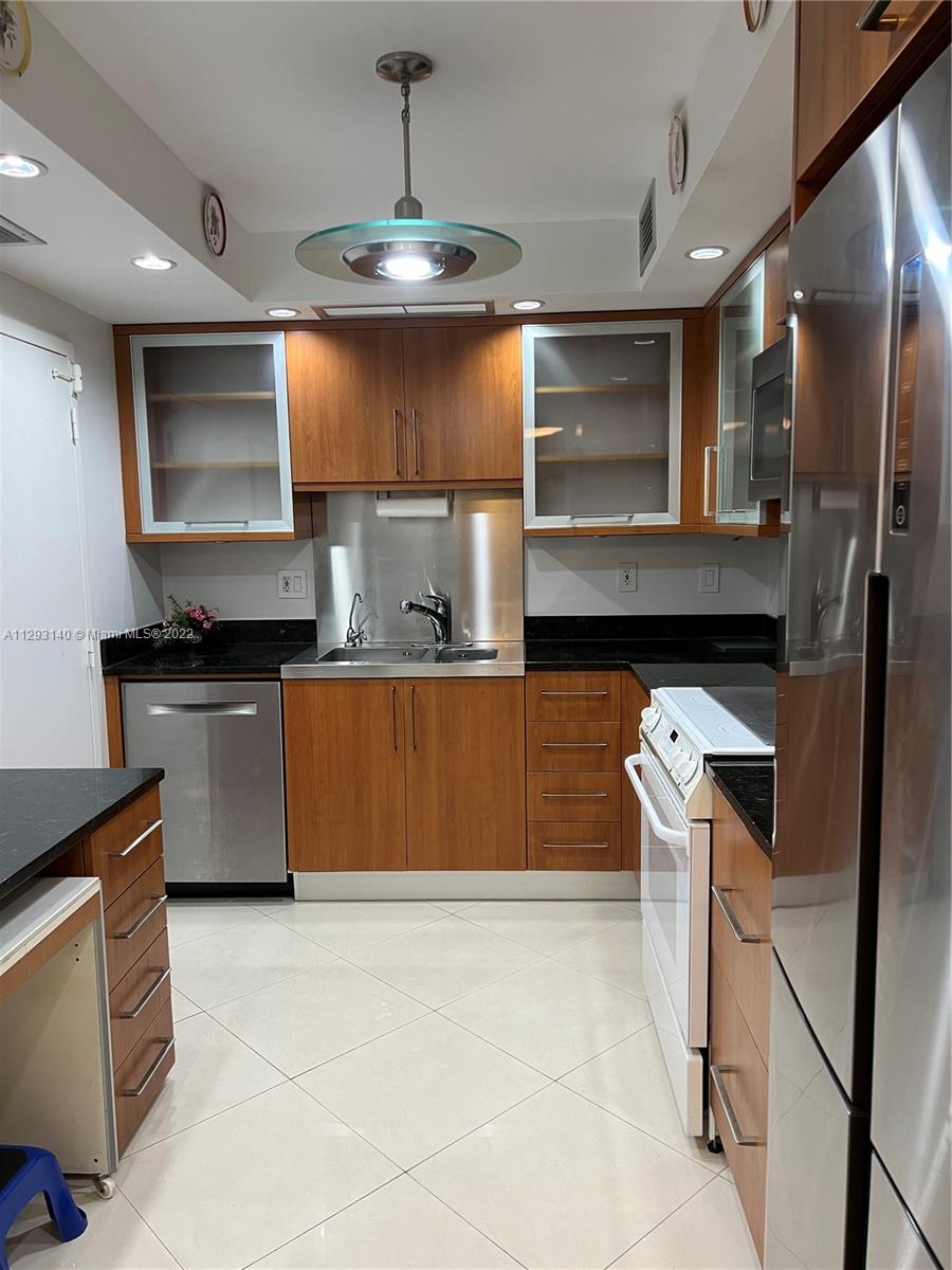 Photo of 600 Three Islands Blvd #904, Hallandale Beach, Florida, 33009 -