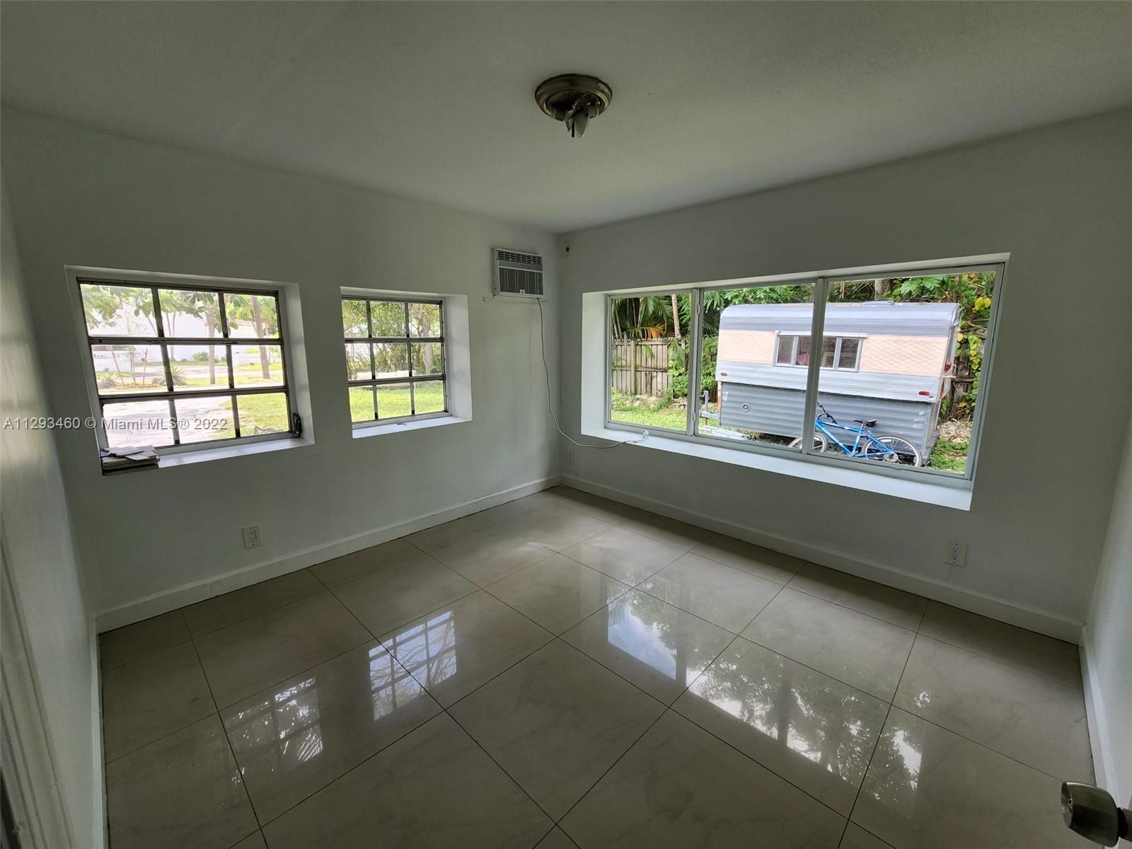 See details / 2385 sq. ft. $ 2022-10-25 0 Photo