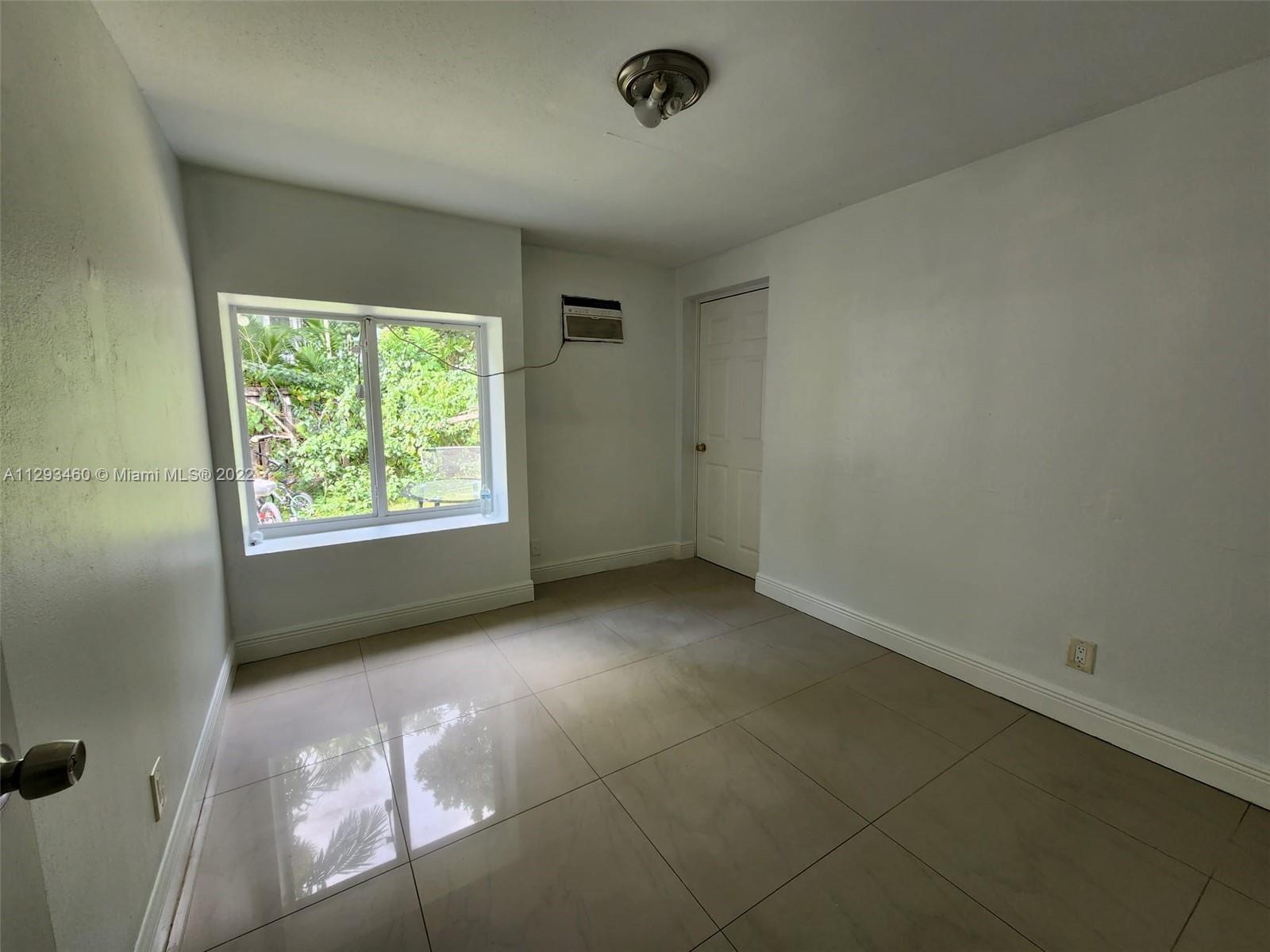 See details / 2385 sq. ft. $ 2022-10-25 0 Photo
