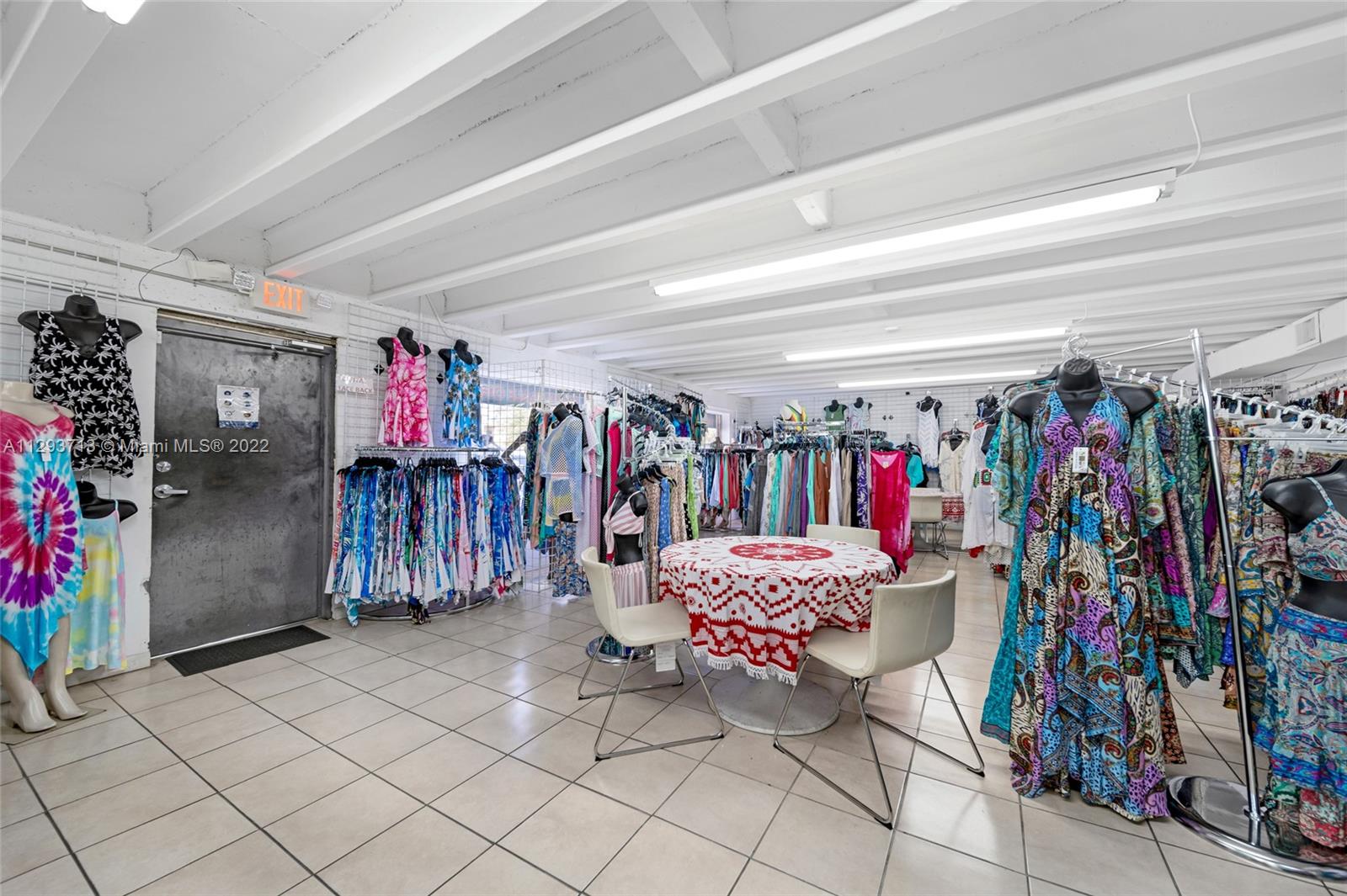 See details / sq. ft. $ 2022-10-25 0 Photo
