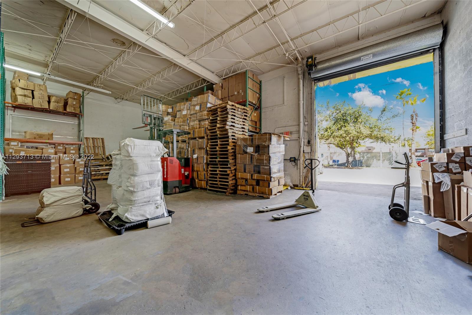 See details / sq. ft. $ 2022-10-25 0 Photo