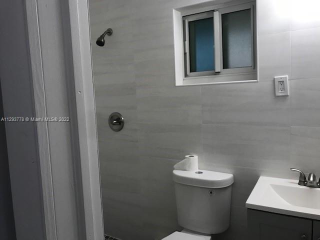 See details / 2716 sq. ft. $ 2022-10-26 0 Photo