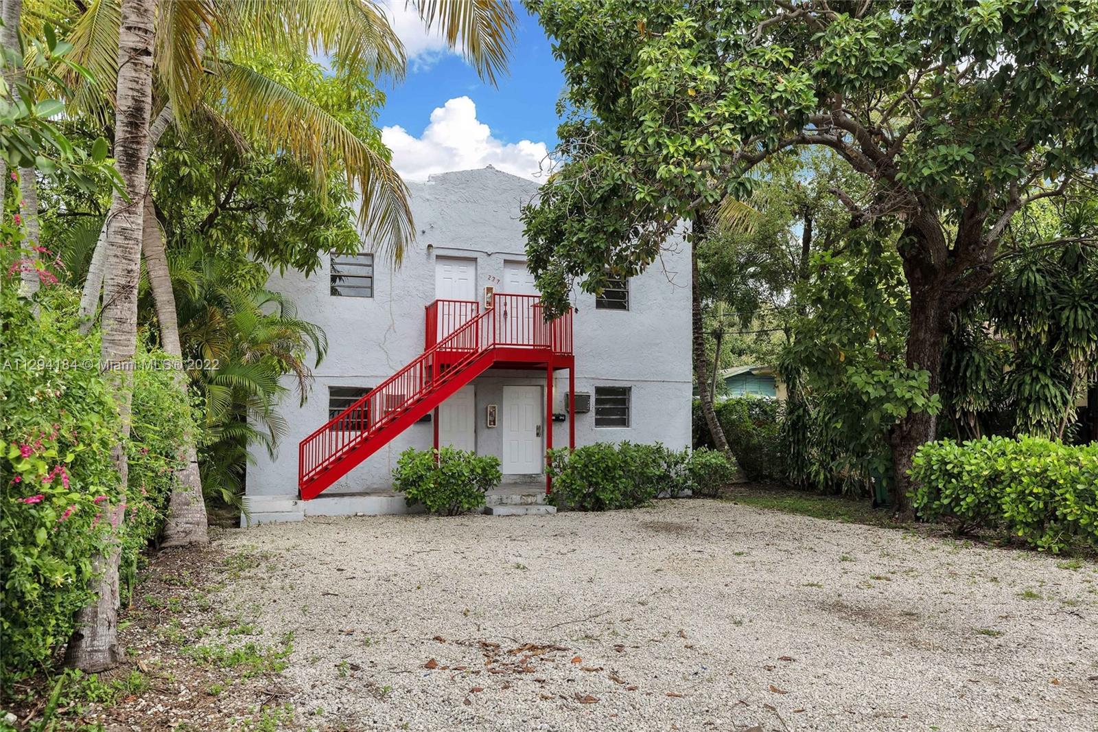 See details / 1518 sq. ft. $ 2022-11-14 0 Photo