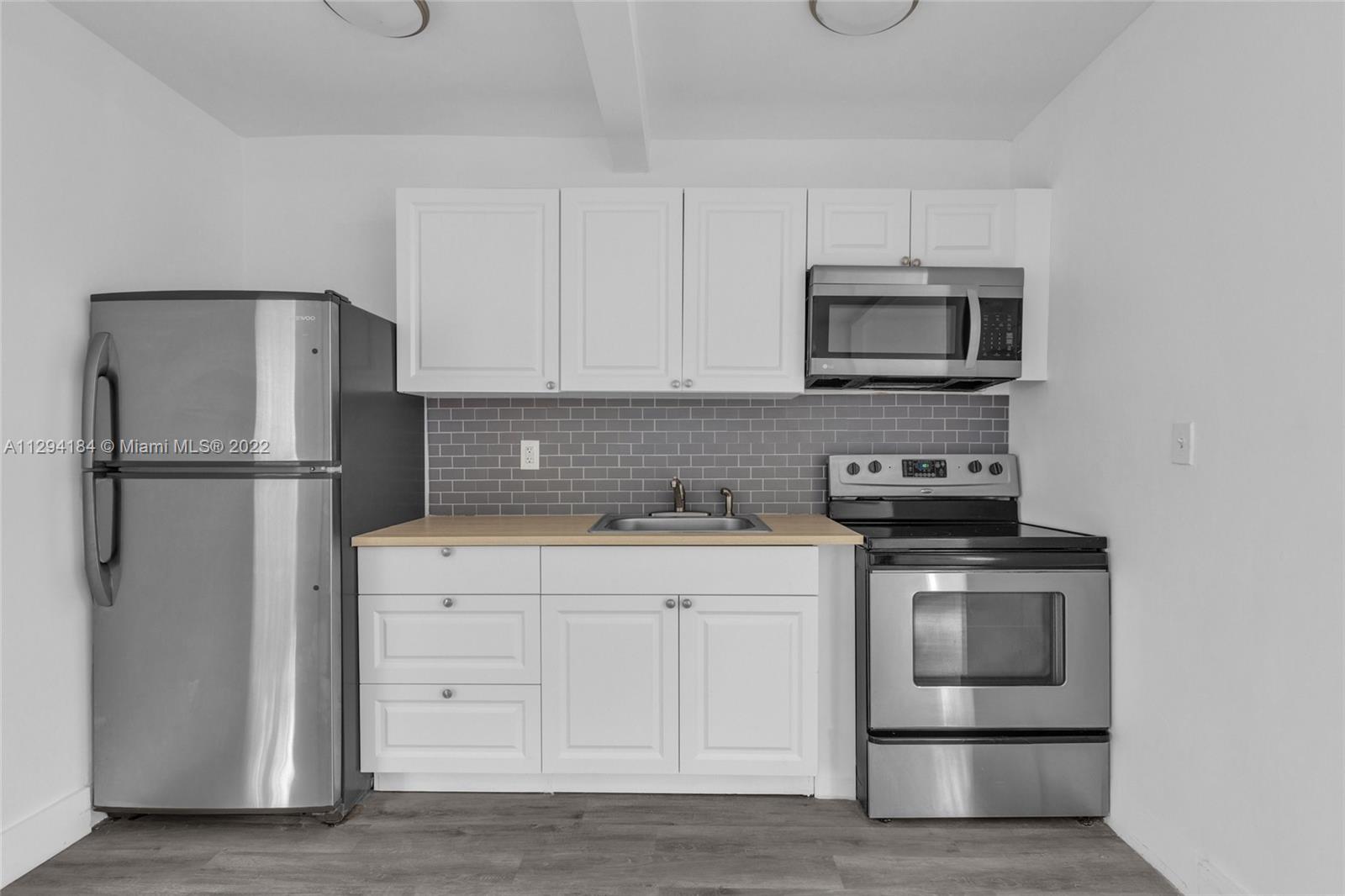 See details / 1518 sq. ft. $ 2022-11-14 0 Photo